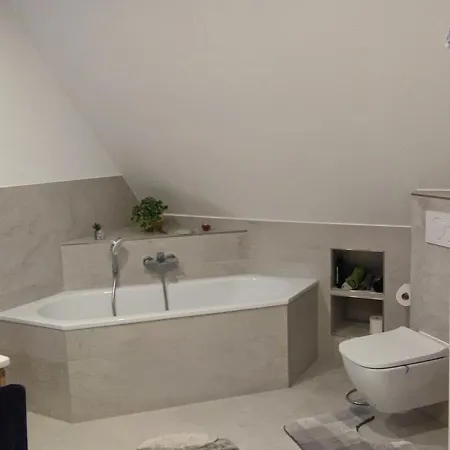 Gemuetliches Gaestezimmer In Flensburg-weiche