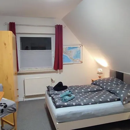 Gemuetliches Gaestezimmer In Flensburg-weiche * Фленсбург