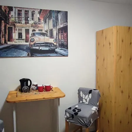 Gemuetliches Gaestezimmer In Flensburg-weiche * Фленсбург